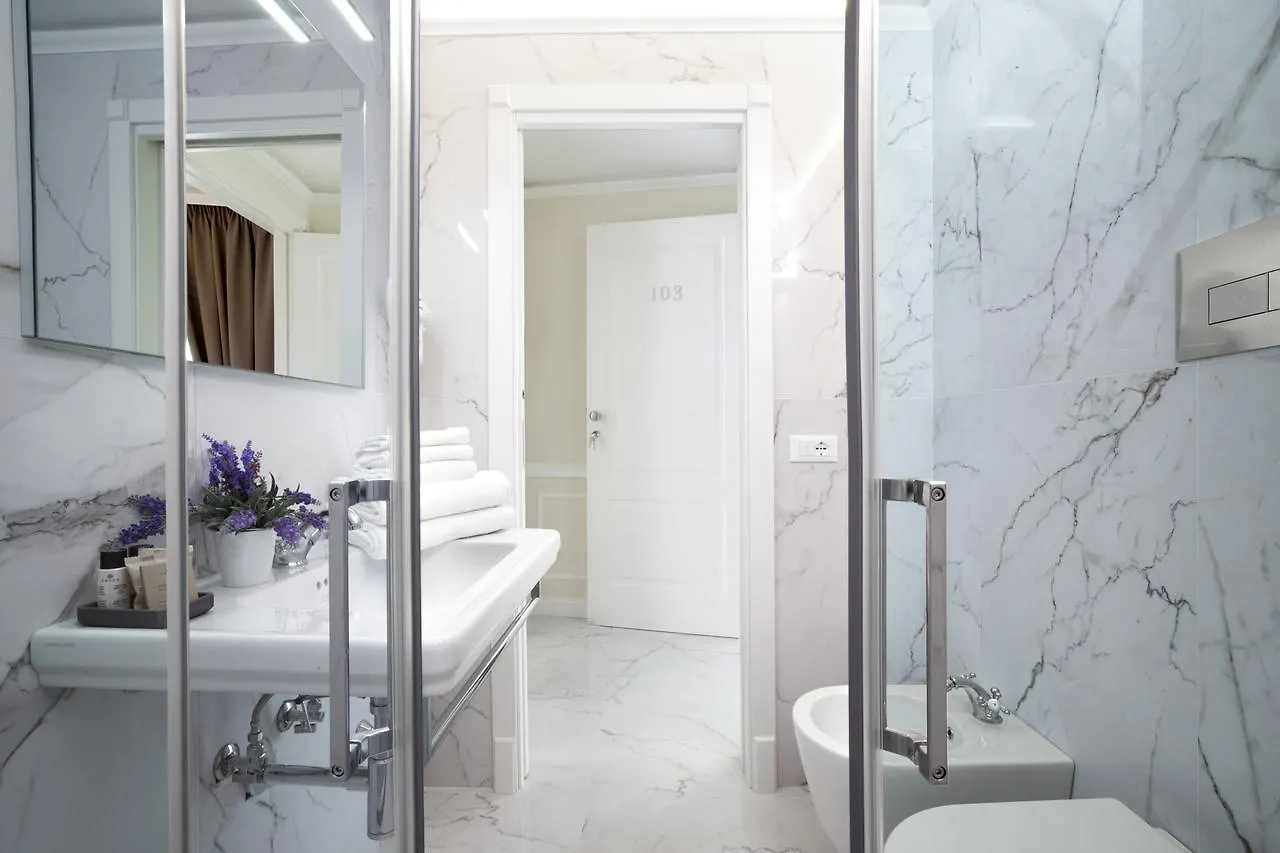 La Fontanina Suites Неаполь Гостевой дом