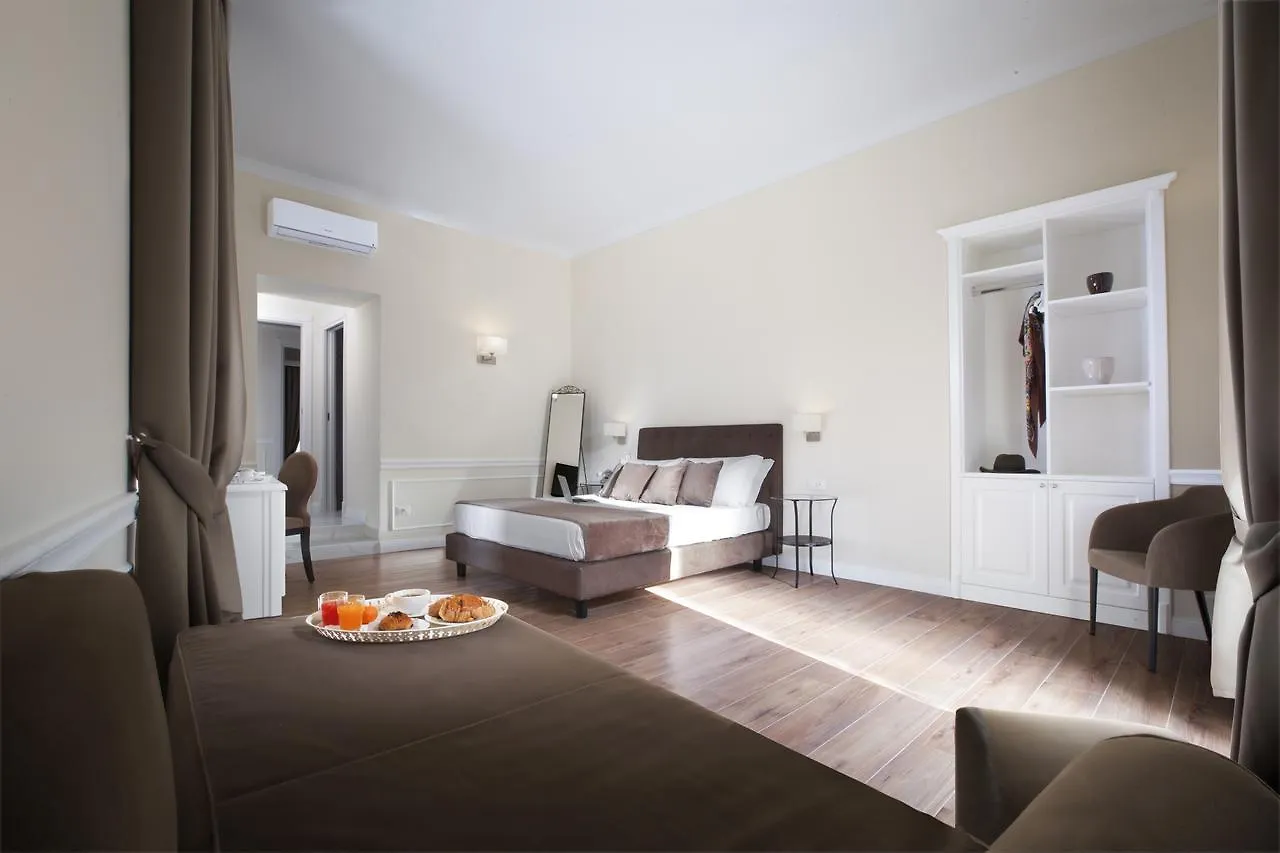 *** Гостевой дом La Fontanina Suites Неаполь Италия
